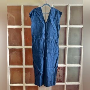 Cloth & Stone 100% Linen Cropped Jumpsuit, navy blue size Small